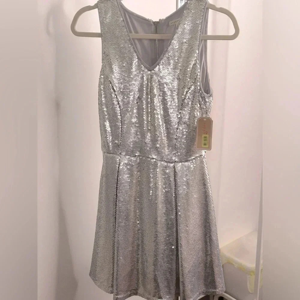 Copper Key Sequined Dress Size M‎
